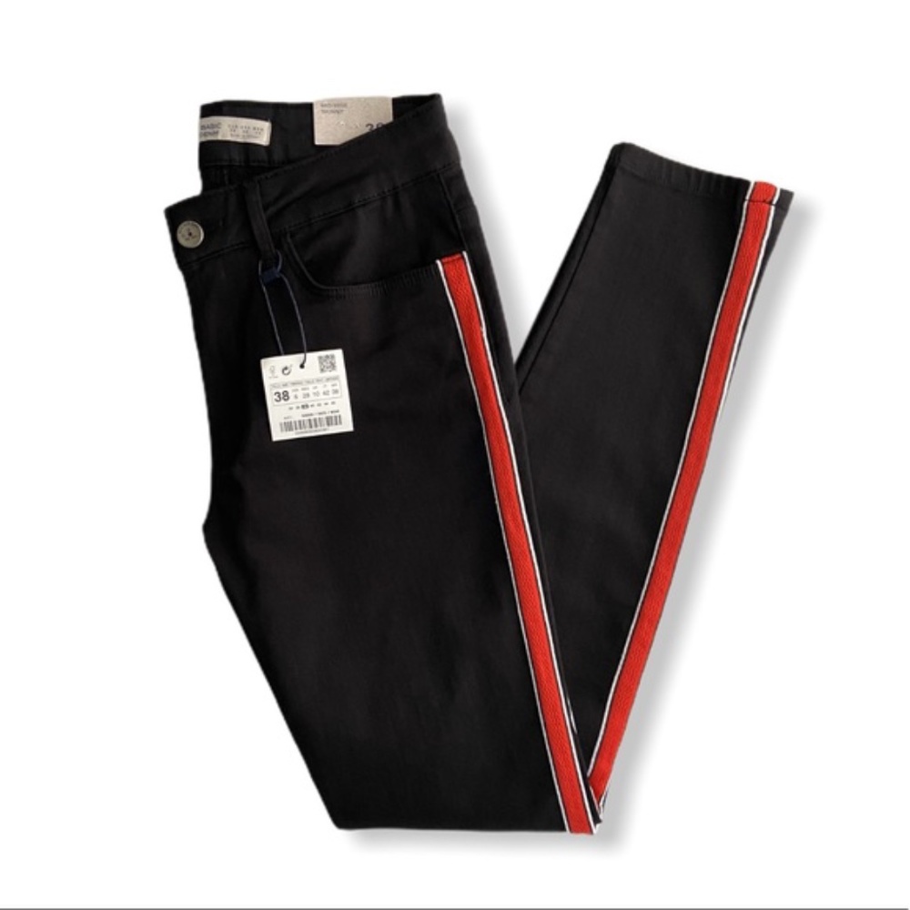 ❤️HOST PICK❤️ Zara Black Mid Rise Skinny Denim